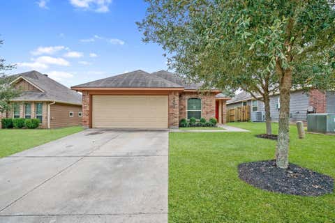 Photo of 967 Oak Terrace Drive, Conroe, TX 77378 (MLS # 33931699)