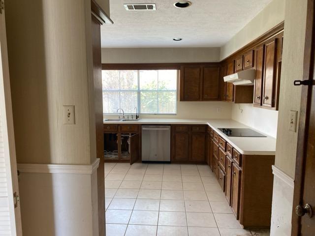 6907 King Arthur Court