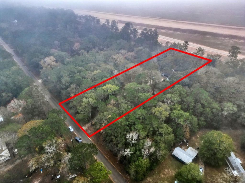 Photo of 58 County Road 3893 E, Cleveland, TX 77328 (MLS # 12576270)