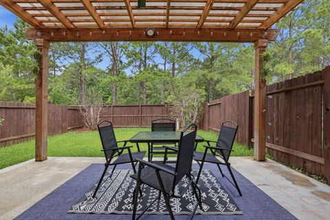 Photo of 323 Bloomhill Place, Magnolia, TX 77354 (MLS # 53888765)