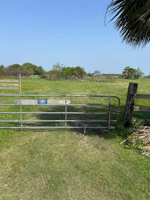 Vacant Land For Sale - 12412 Jenkins Road<br/> Galveston, TX 77554
