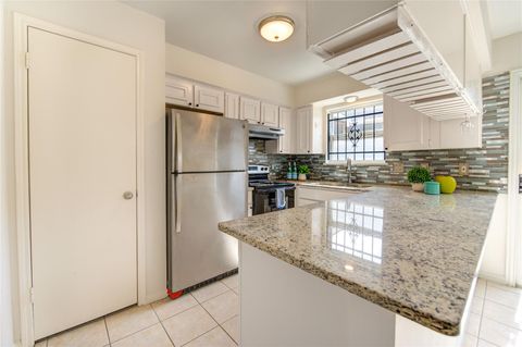 Photo of 14633 Perthshire Road, Houston, TX 77079 (MLS # 98312572)