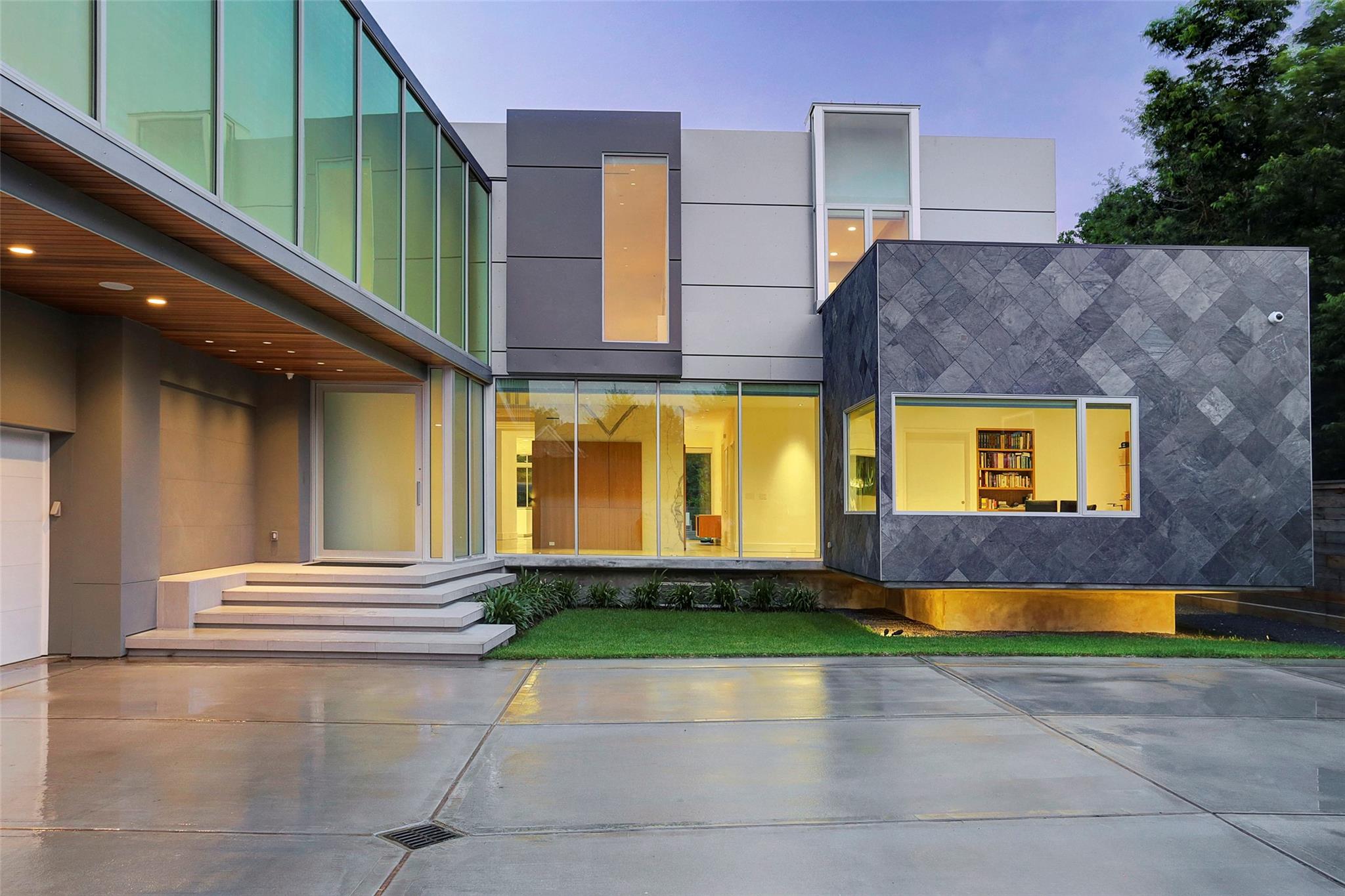 4616 Oleander Street