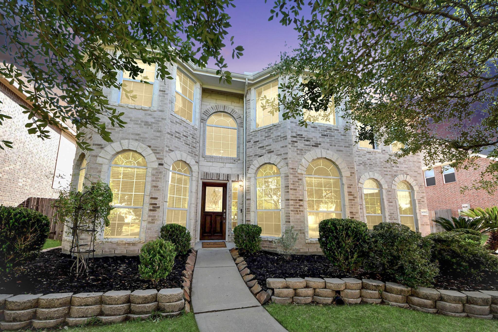 14318 Lakepointe Bend Lane