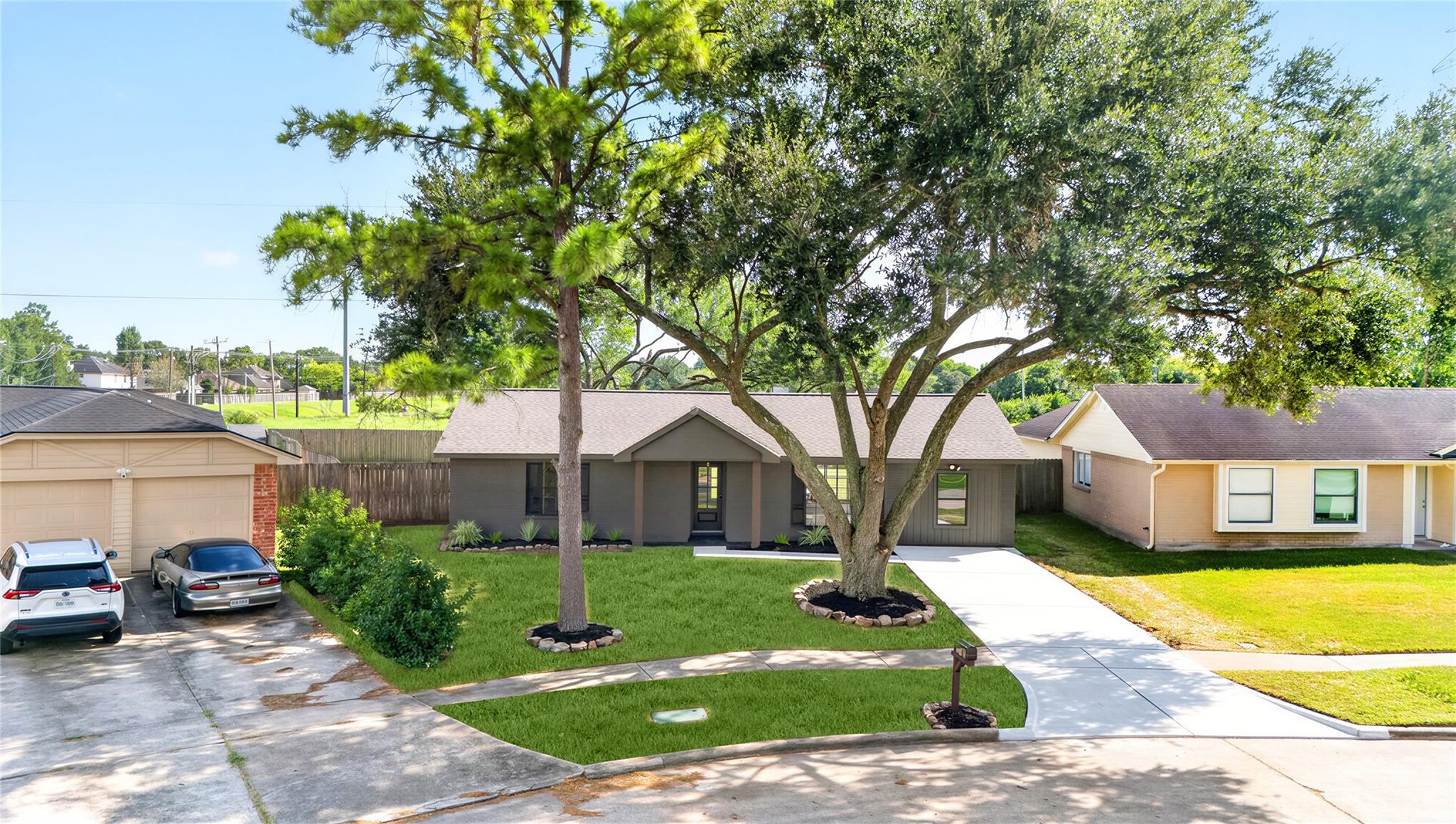 2501 Ironclad Drive