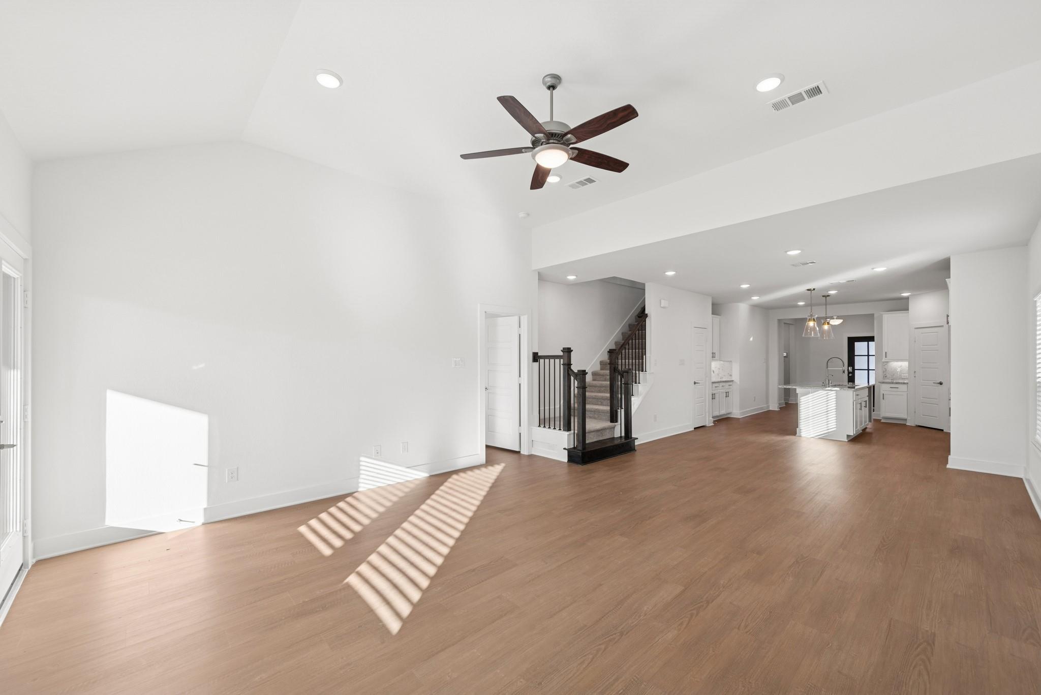 8119 Kay Harbor Drive