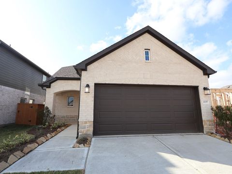 Photo of 8119 Kay Harbor Drive, Cypress, TX 77433 (MLS # 17945024)