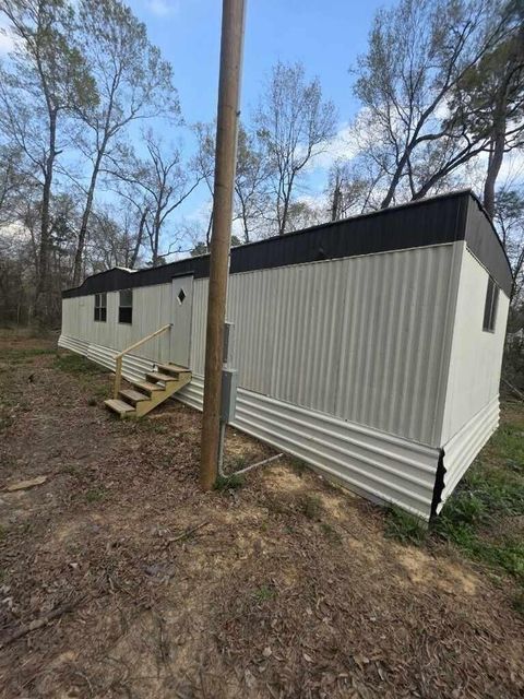 Tiny photo for 446 Lexington, Livingston, TX 77351 (MLS # 77735318)