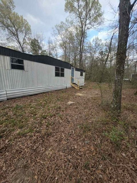 Tiny photo for 446 Lexington, Livingston, TX 77351 (MLS # 77735318)