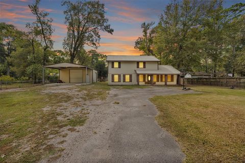 Photo of 339 County Road 432, Dayton, TX 77535 (MLS # 3182685) Photo of 339 County Road 432, Dayton, TX 77535 (MLS # 3182685)
