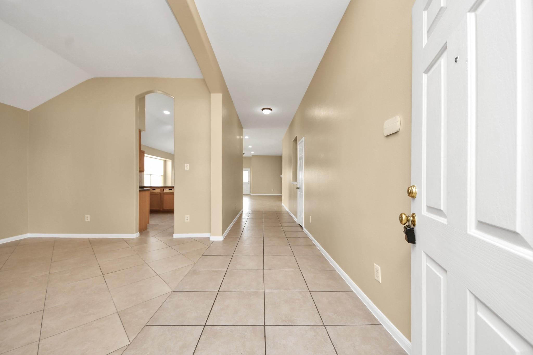 8431 Taraglen Court