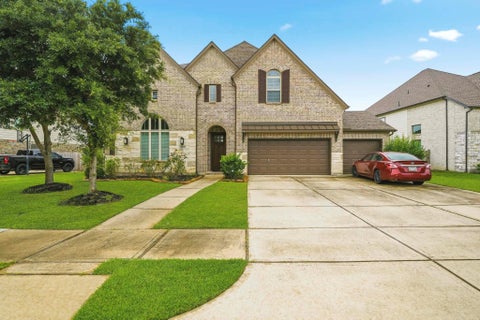 Homes For Sale - 1911 Sapphire Pines Lane<br/> Fort Bend County, Richmond, TX 77469