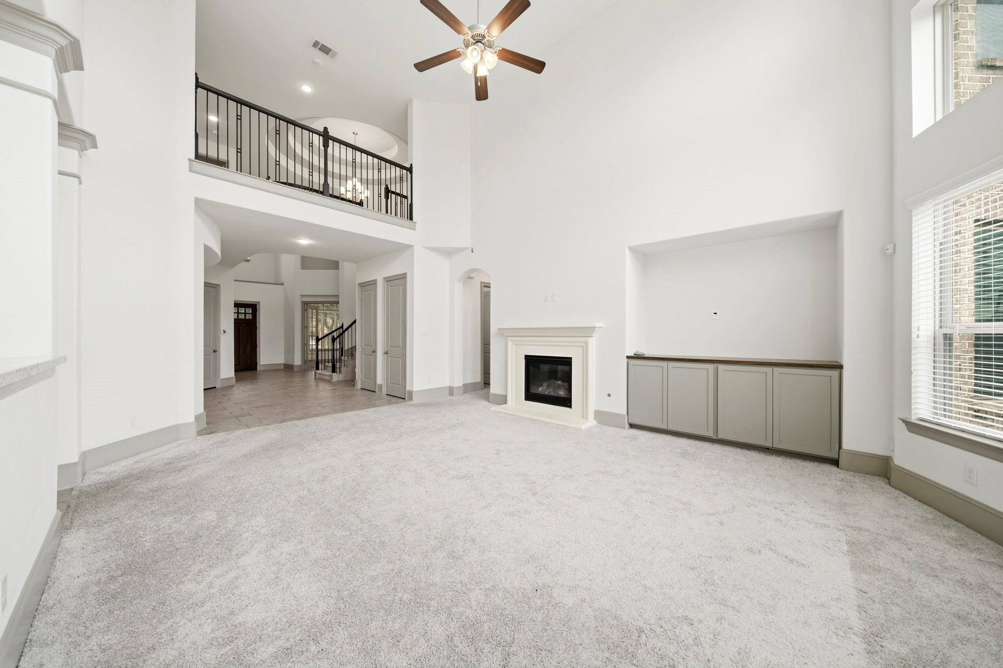 1911 Sapphire Pines Lane