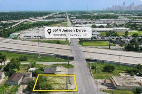 Vacant Land For Sale - 5514 Jensen Drive<br/> Houston, TX 77026