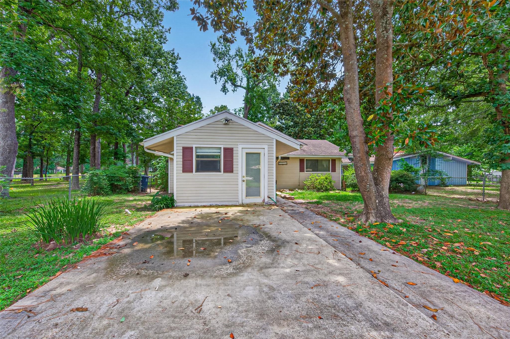 10063 Lake Shore Drive