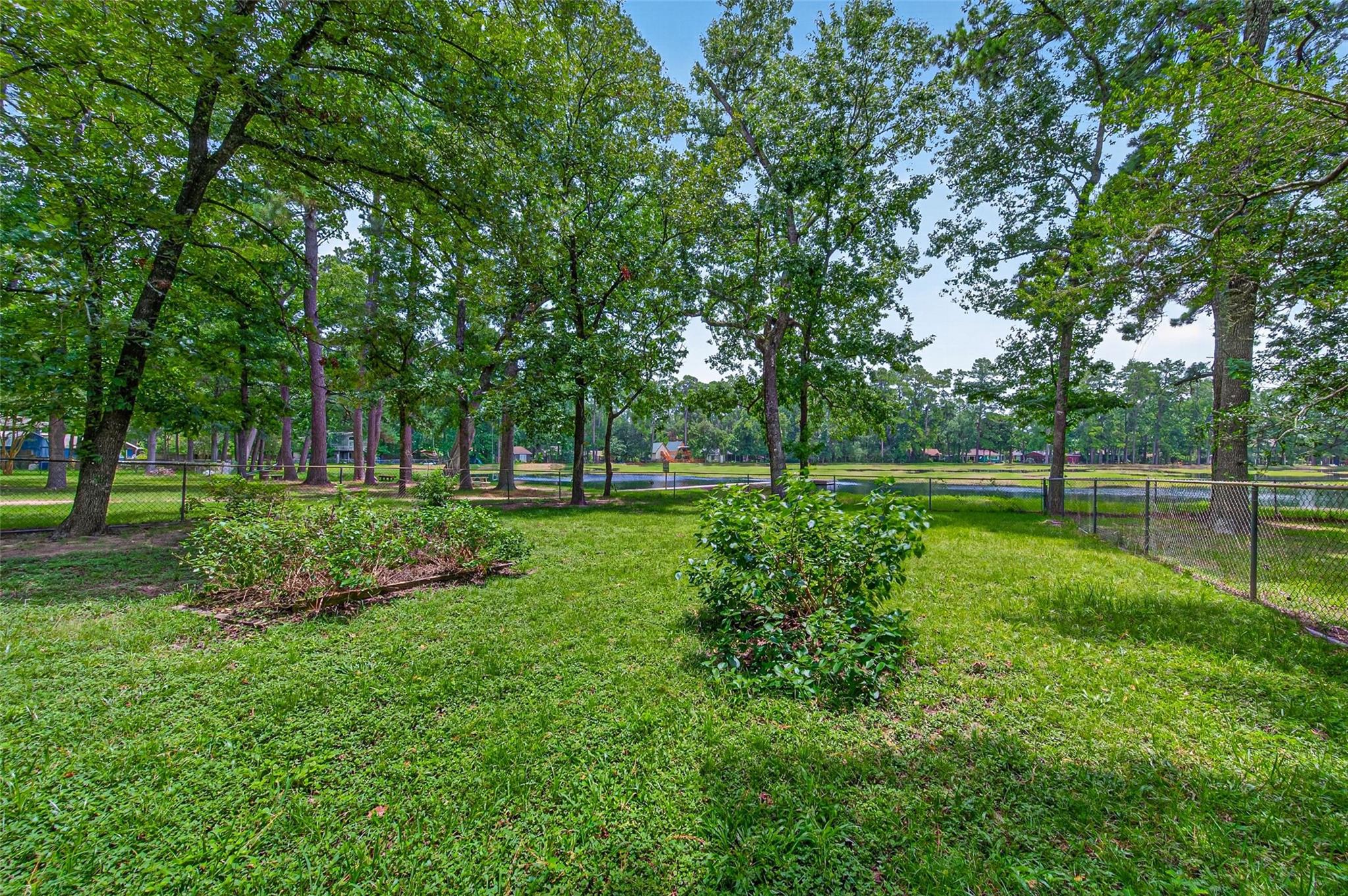 10063 Lake Shore Drive