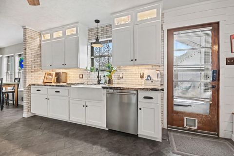 Tiny photo for 1114 Woodhorn Drive, Houston, TX 77062 (MLS # 11741887)