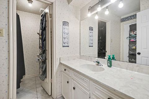 Tiny photo for 1114 Woodhorn Drive, Houston, TX 77062 (MLS # 11741887)