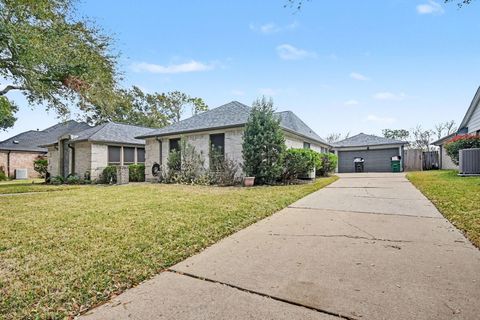 Tiny photo for 1114 Woodhorn Drive, Houston, TX 77062 (MLS # 11741887)