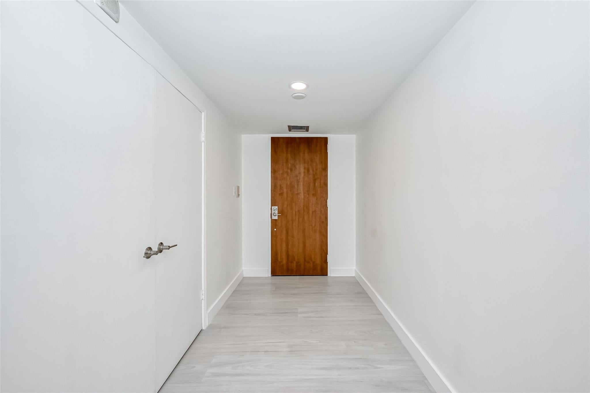 5001 Woodway Drive 1304