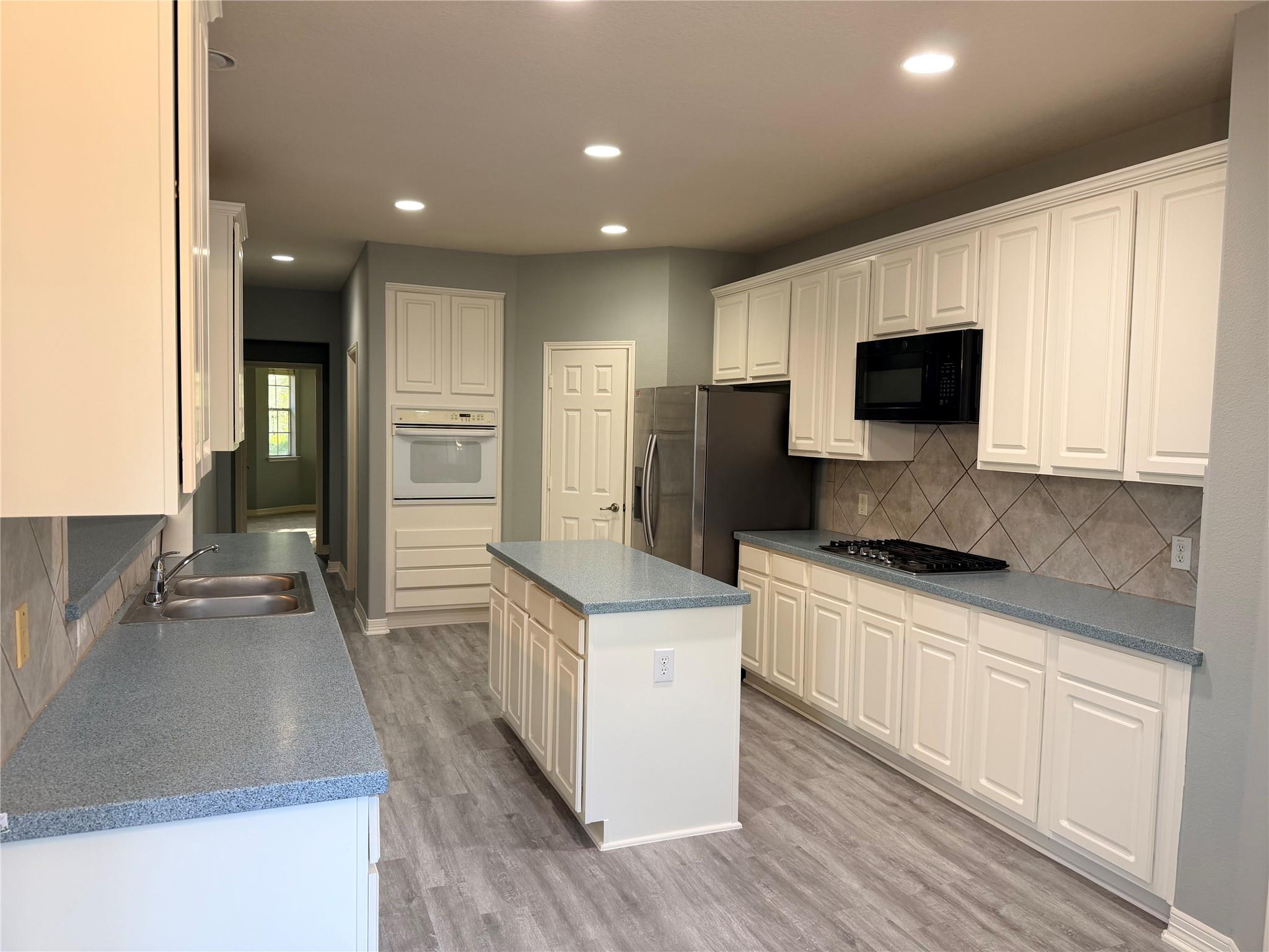 2303 Chelsea Ridge Court
