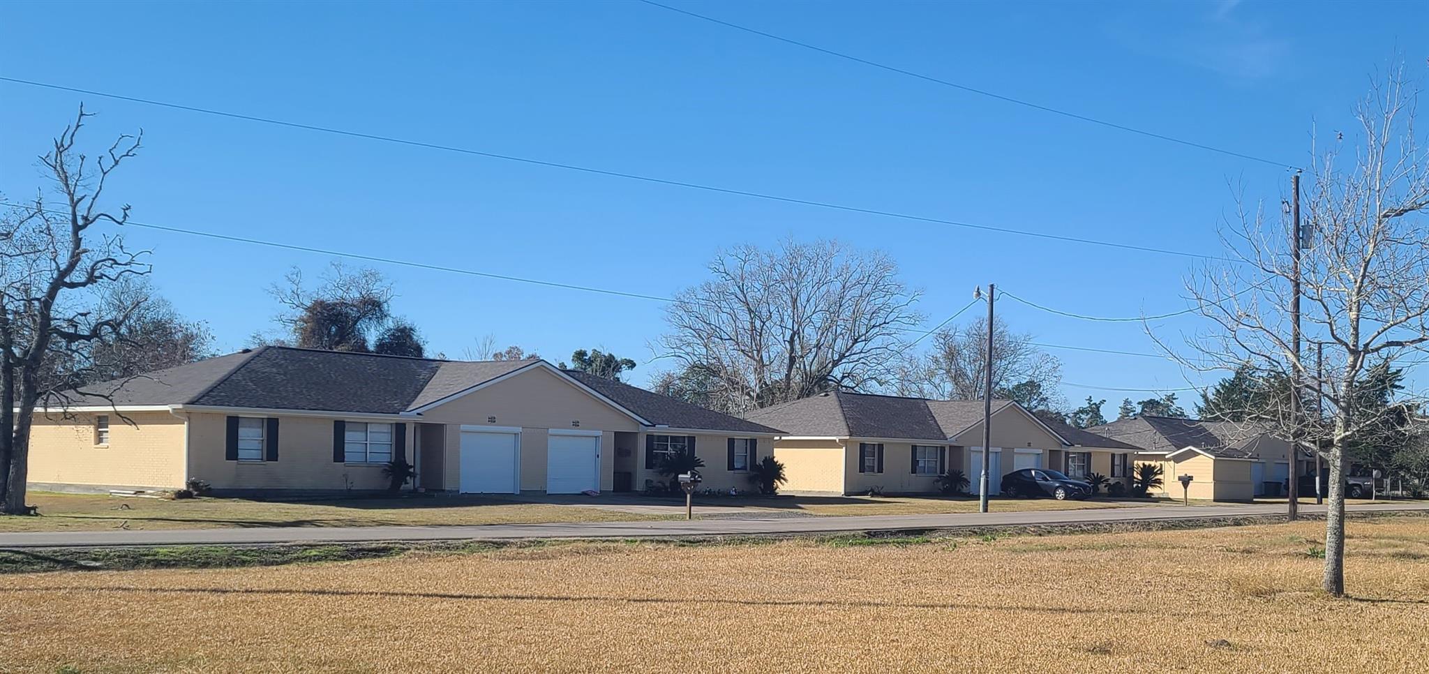 17419/17421-17423/17425 Fir Road