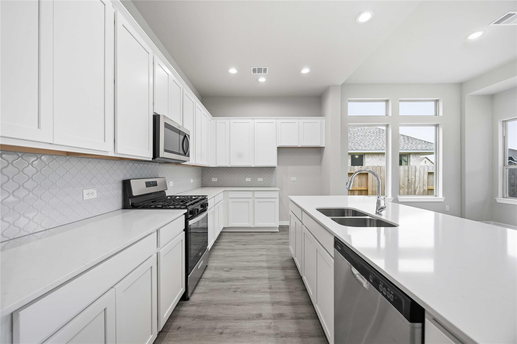 2717 Mackinac Bay Drive