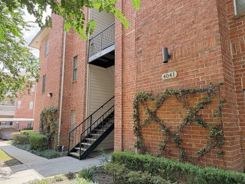 Photo of 4041 Law Street #505, Houston, TX 77005 (MLS # 22183134)