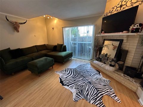 Photo of 3919 Fairmont Parkway #193, Pasadena, TX 77504 (MLS # 13885625)