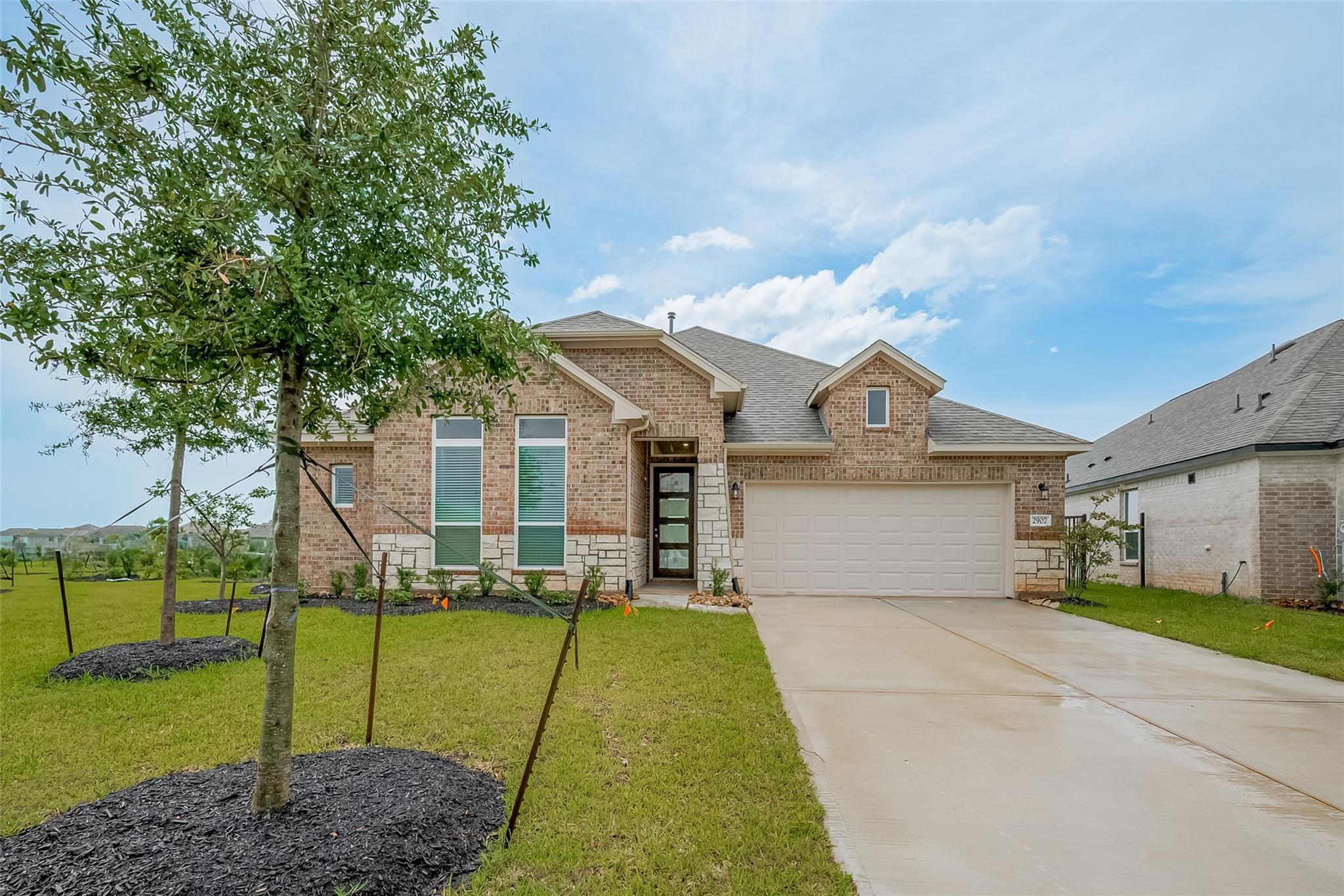 2907 Golden Isle Drive