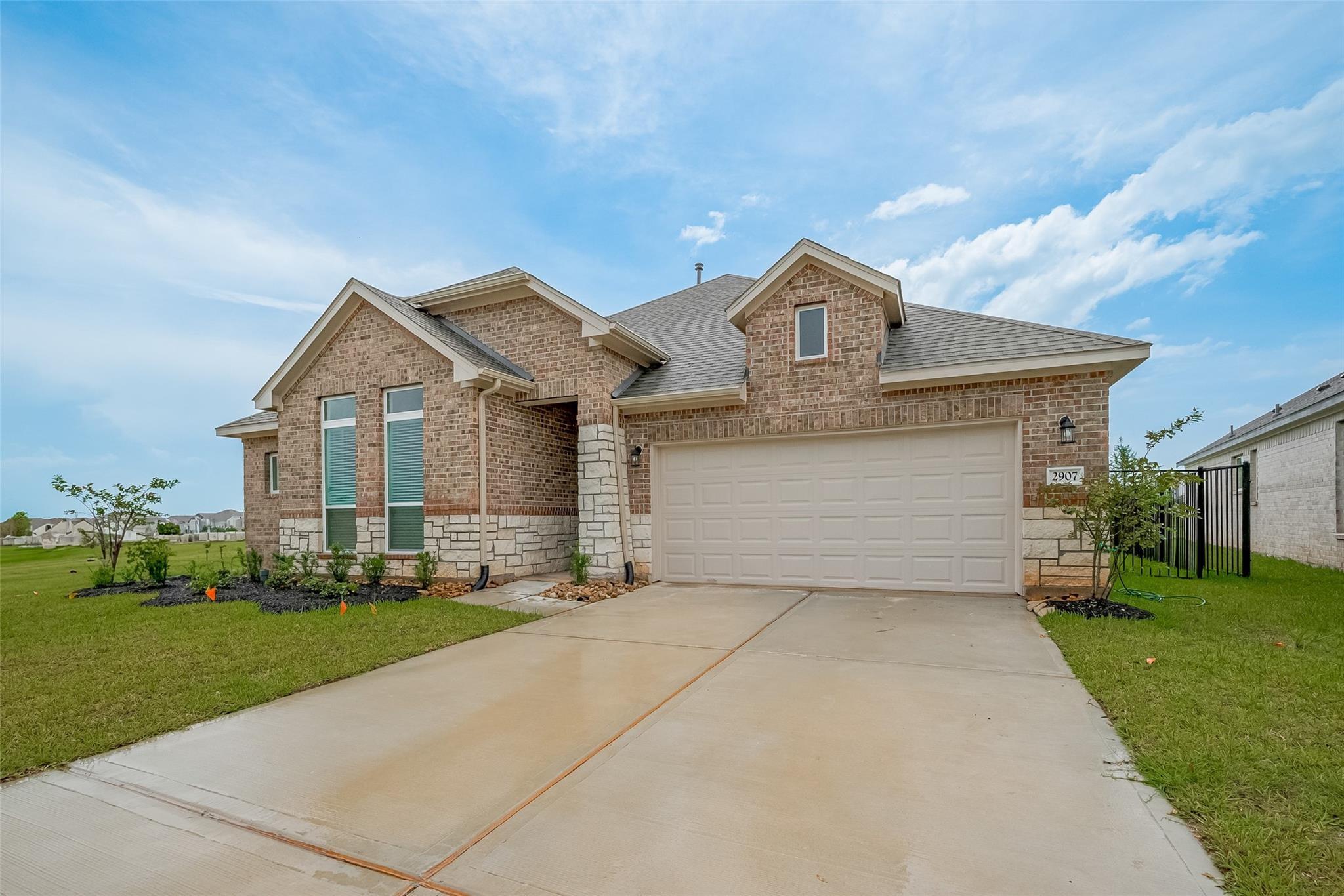 2907 Golden Isle Drive