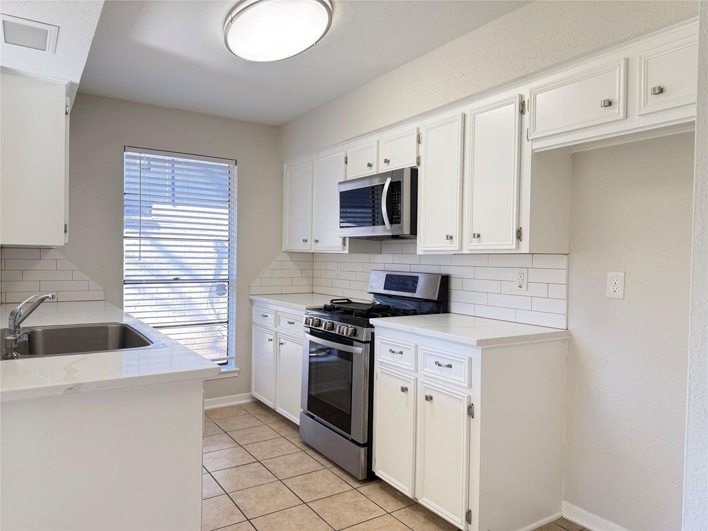 Photo of 2758 Foliage Green Drive, Houston, TX 77339 (MLS # 20837302)