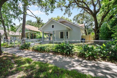 Photo of 317 11th Avenue N, Texas City, TX 77590 (MLS # 72714179)