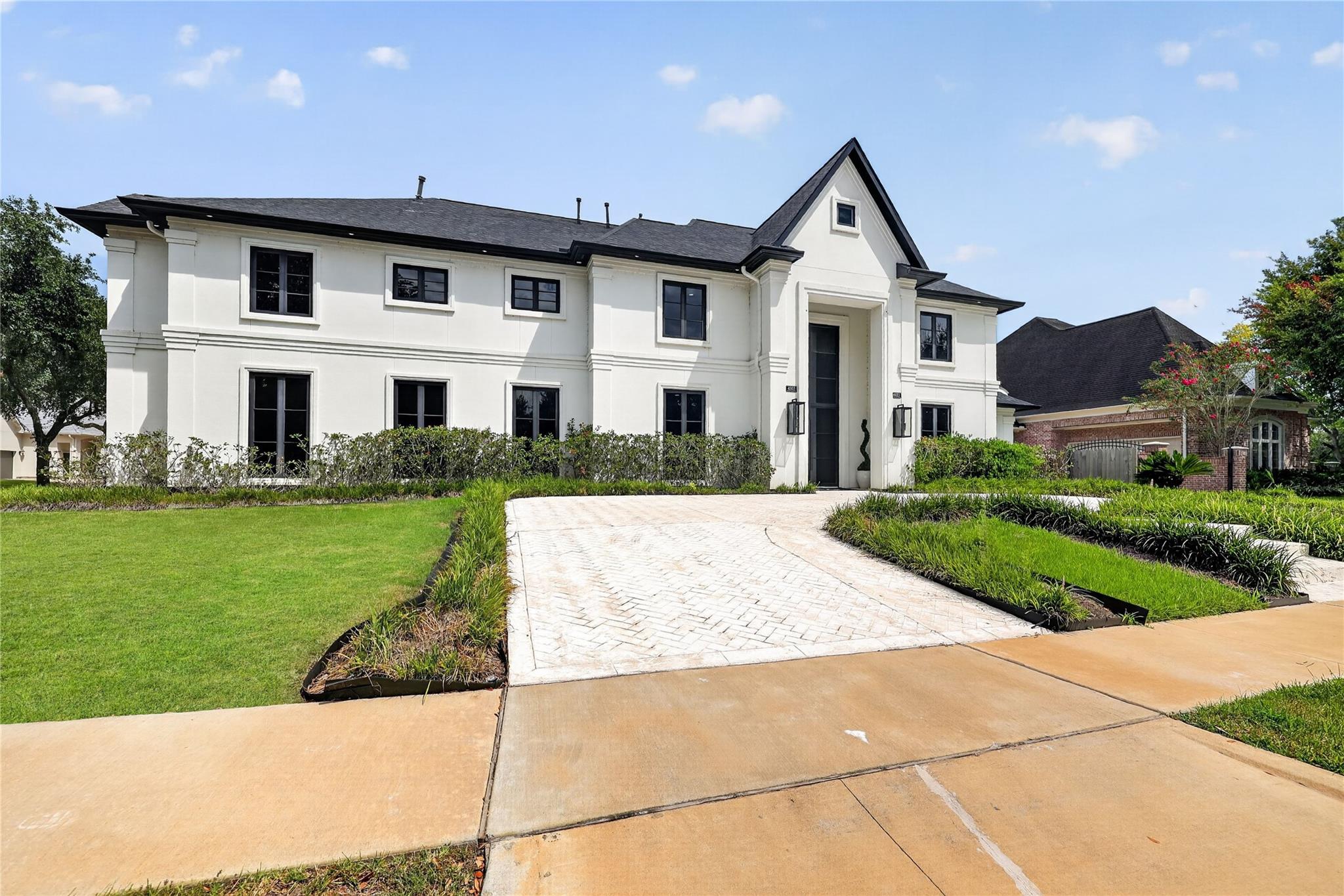 4103 Thistle Hill Court