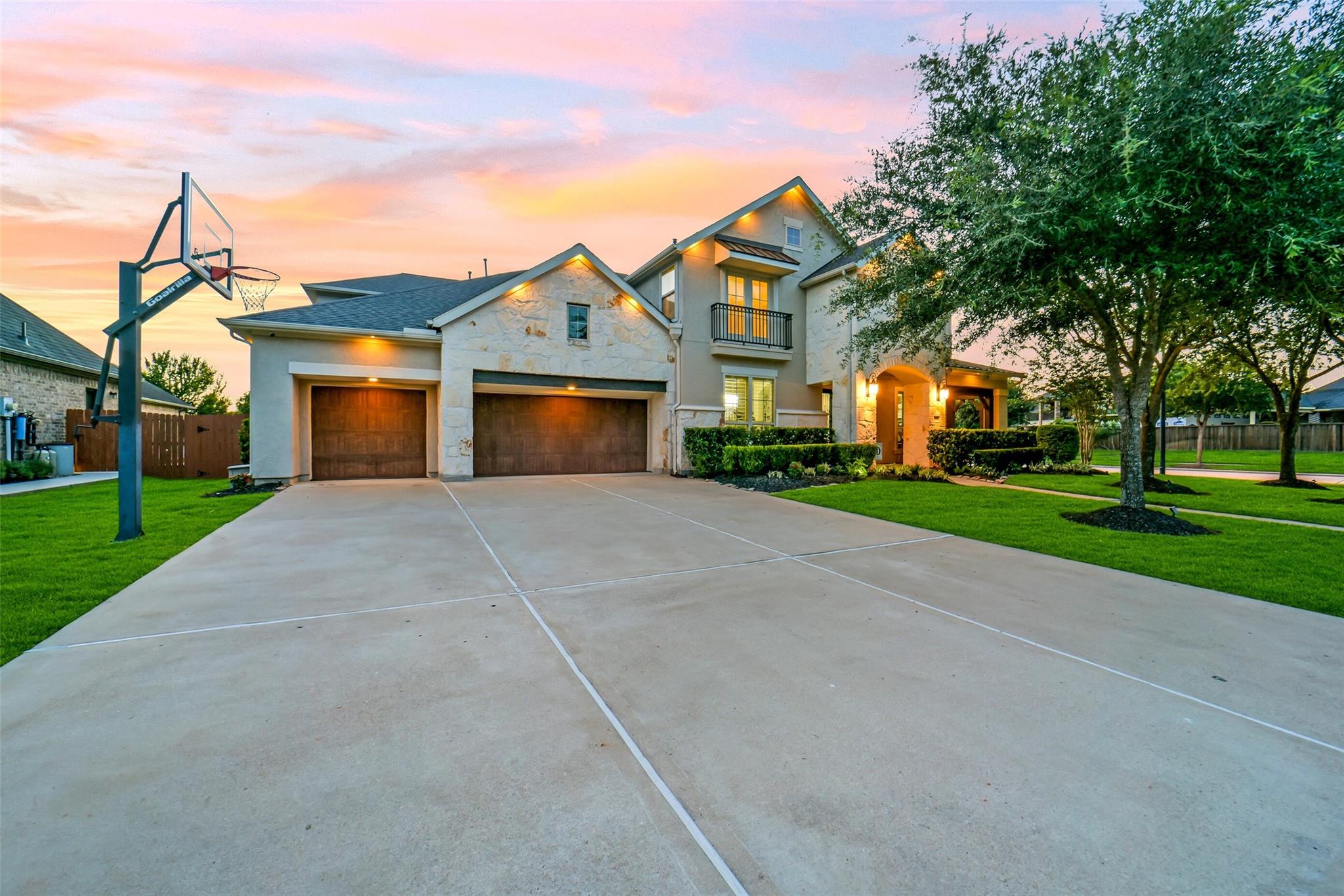 2202 Park Ravine Drive