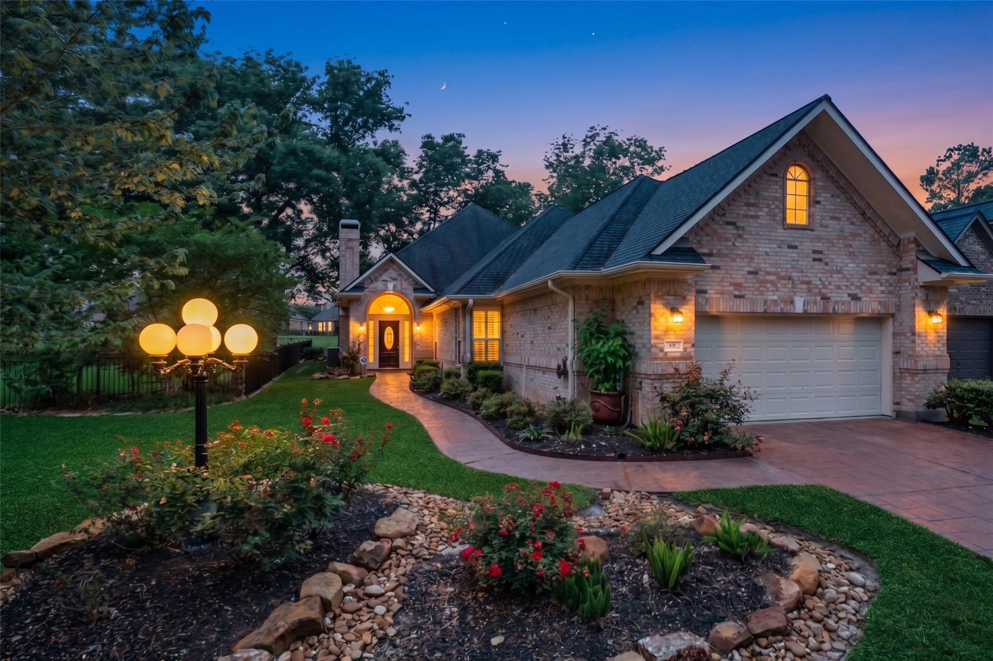 54 Winthrop Harbor S