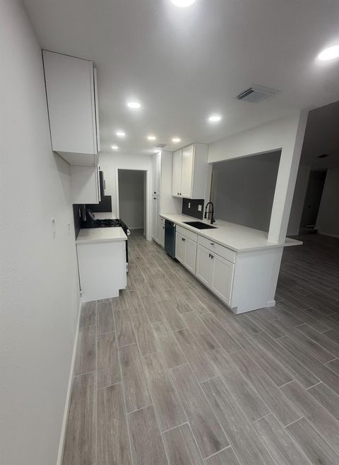 Photo of 22314 Smokey Hill Drive, Katy, TX 77450 (MLS # 35011802) Photo of 22314 Smokey Hill Drive, Katy, TX 77450 (MLS # 35011802)