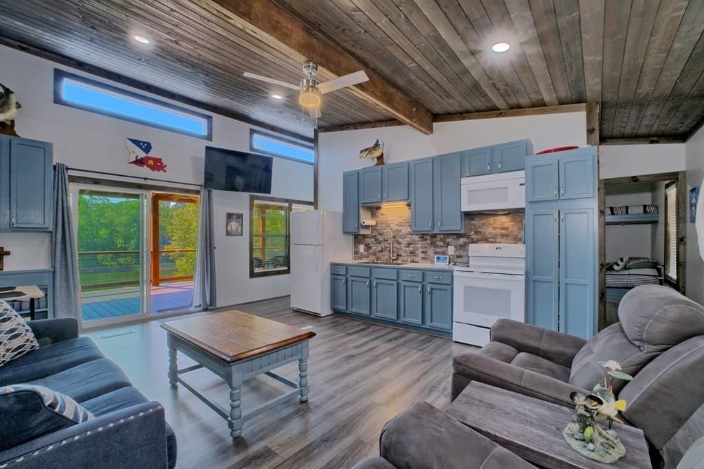 Photo of 181 Lake Street, Burkeville, TX 75932 (MLS # 69831419)