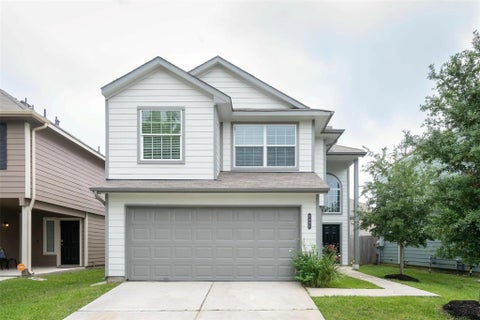 Photo of 5490 Quail Cove Lane, Houston, TX 77053 (MLS # 7846365)