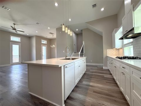 Tiny photo for 2123 Bidwell Drive, Houston, TX 77018 (MLS # 73871534)