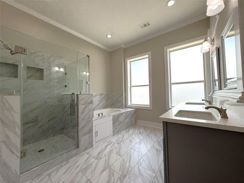 Tiny photo for 2123 Bidwell Drive, Houston, TX 77018 (MLS # 73871534)