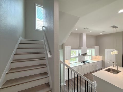 Tiny photo for 2123 Bidwell Drive, Houston, TX 77018 (MLS # 73871534)