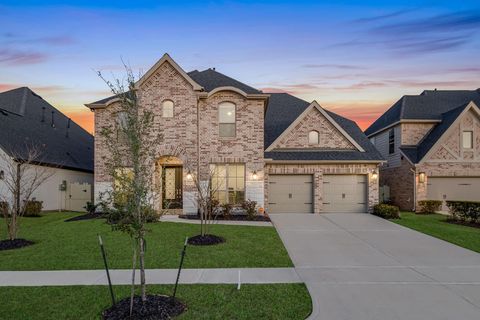 Homes For Sale - 17467 Bayflower<br/> Conroe, TX 77385