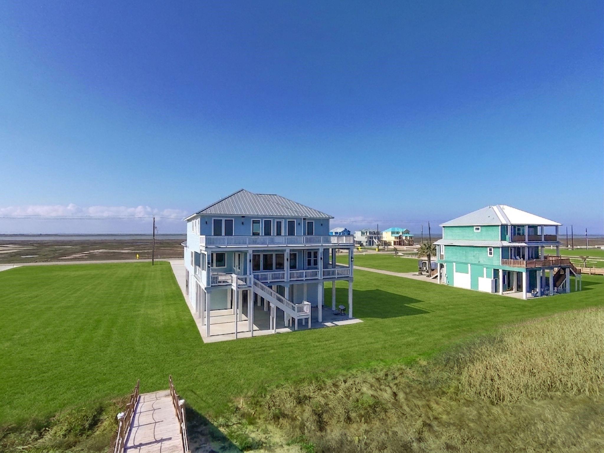 5142 Bluewater Highway