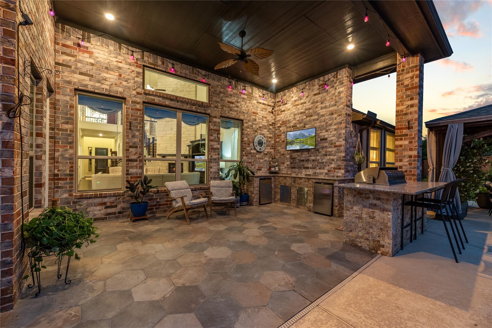 18303 Whispering Sails Court