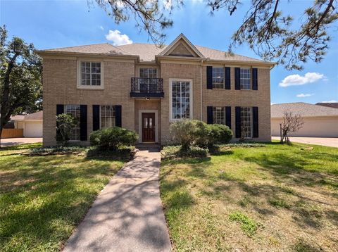 Photo of 2124 Wimbleton Court, Pearland, TX 77581 (MLS # 76727527)