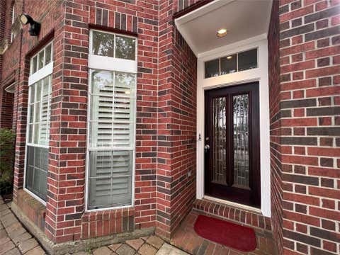 Photo of 1323 Oneil Street, Houston, TX 77019 (MLS # 52173916)