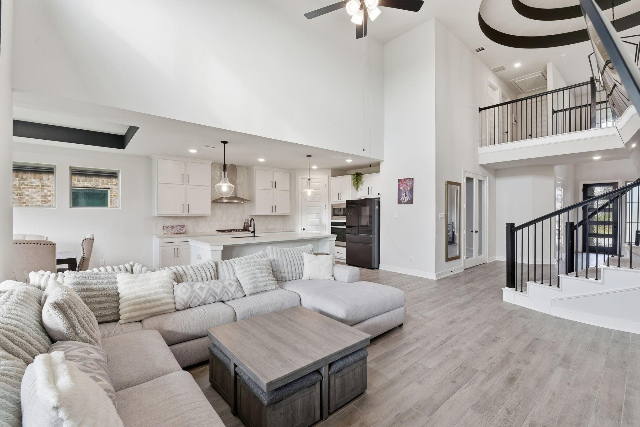 3017 Secret Lagoon Lane