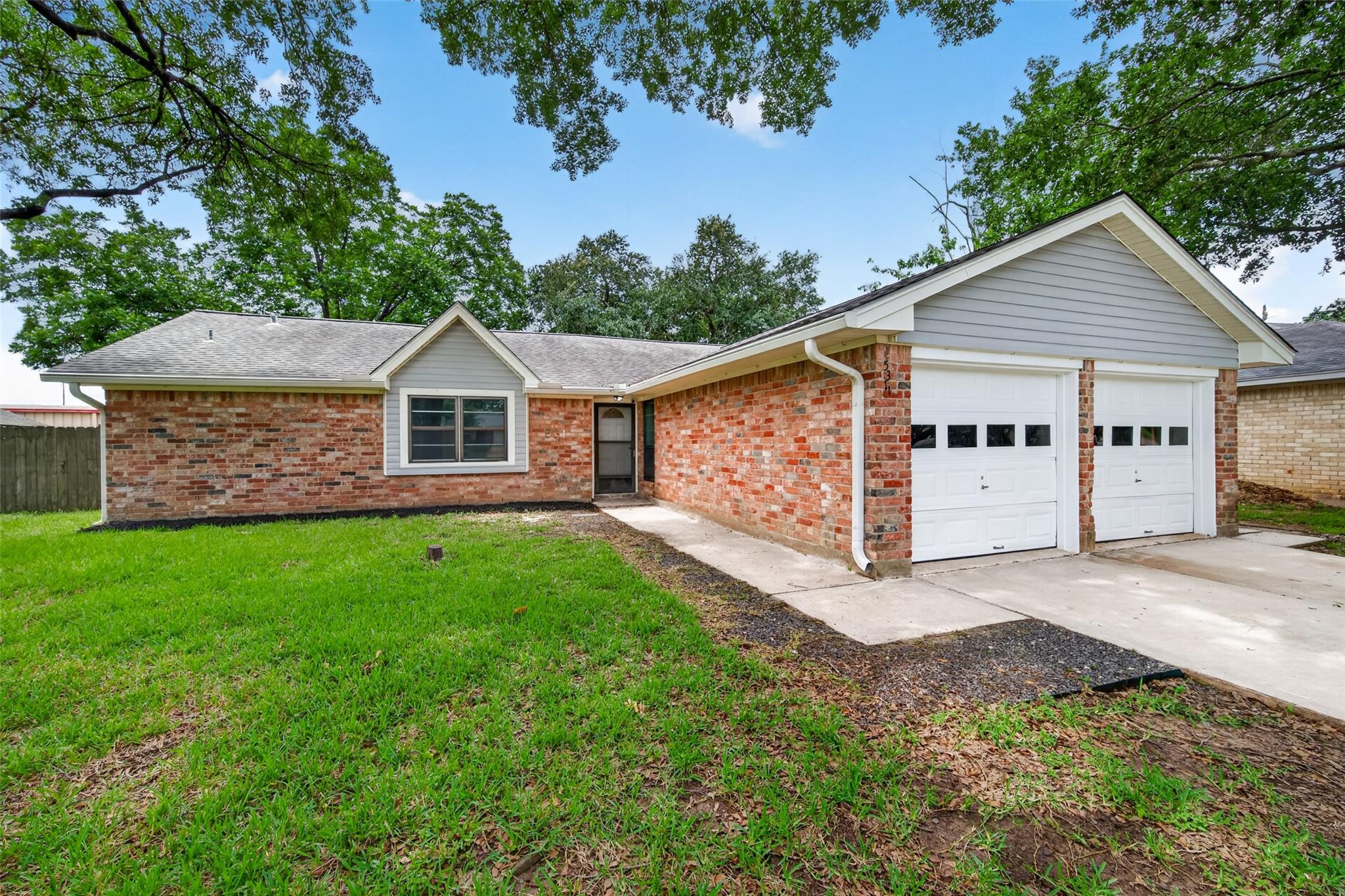 5311 Little John Lane