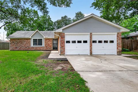 Photo of 5311 Little John Lane, Katy, TX 77493 (MLS # 70539204)